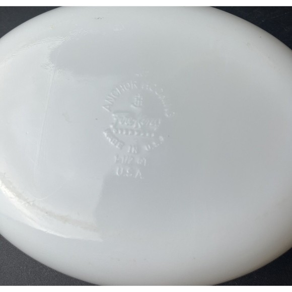 Vintage Anchor Hocking Fire King 467 1- 1.5 Quart Casserole Dish Wheat Pattern - Picture 6 of 6